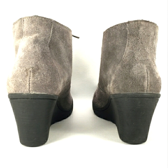 White Mountain Kahlua Gray Suede, Lace-Up, Wedge Bootie. Women's Size 8M - Picture 8 of 12